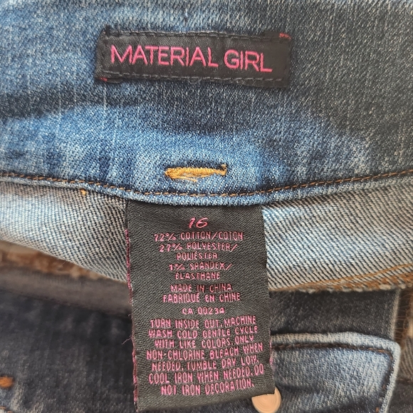 Material Girl Jeans - Picture 3 of 3